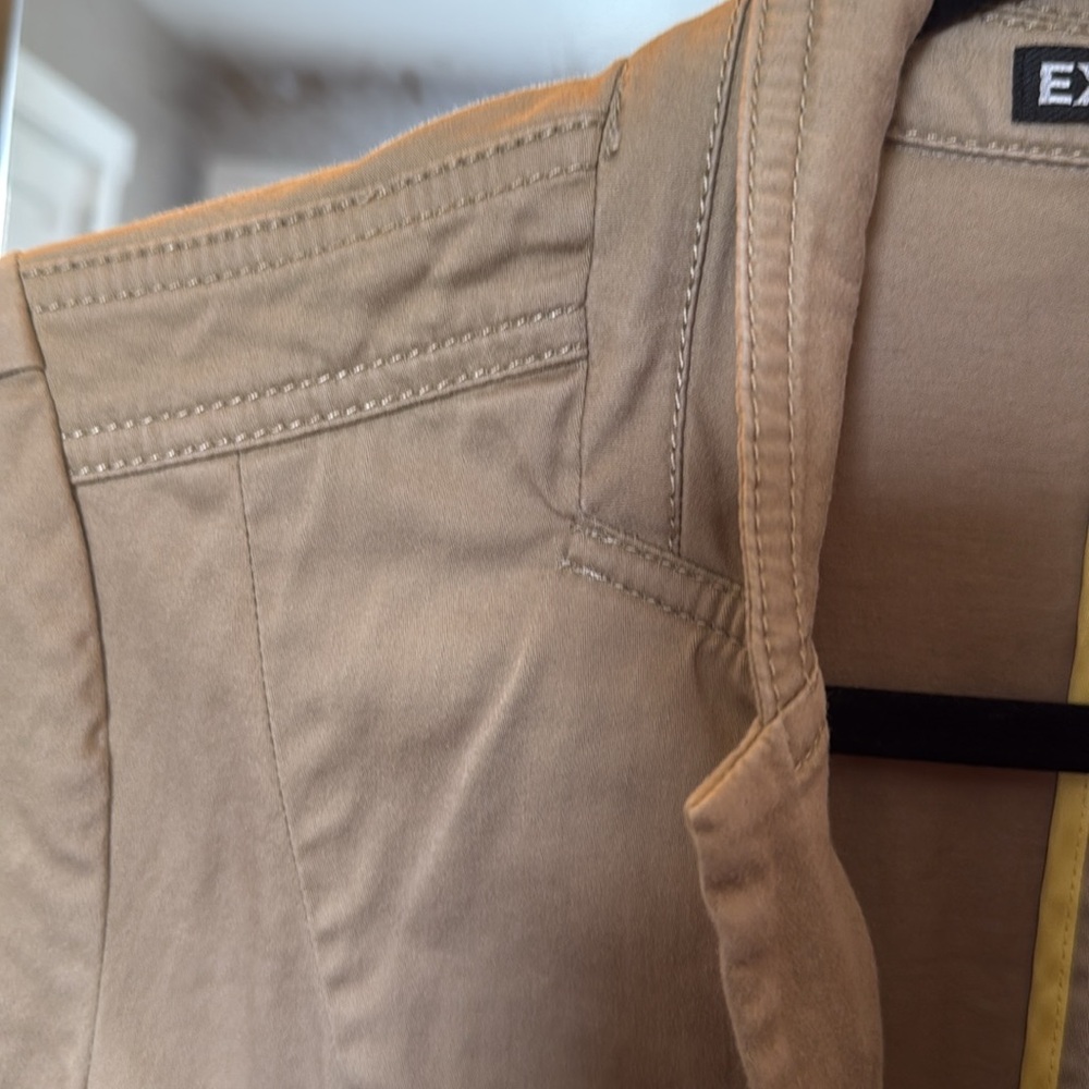 π€ Express 3 Button Lightweight Jacket - Picture 4 of 7